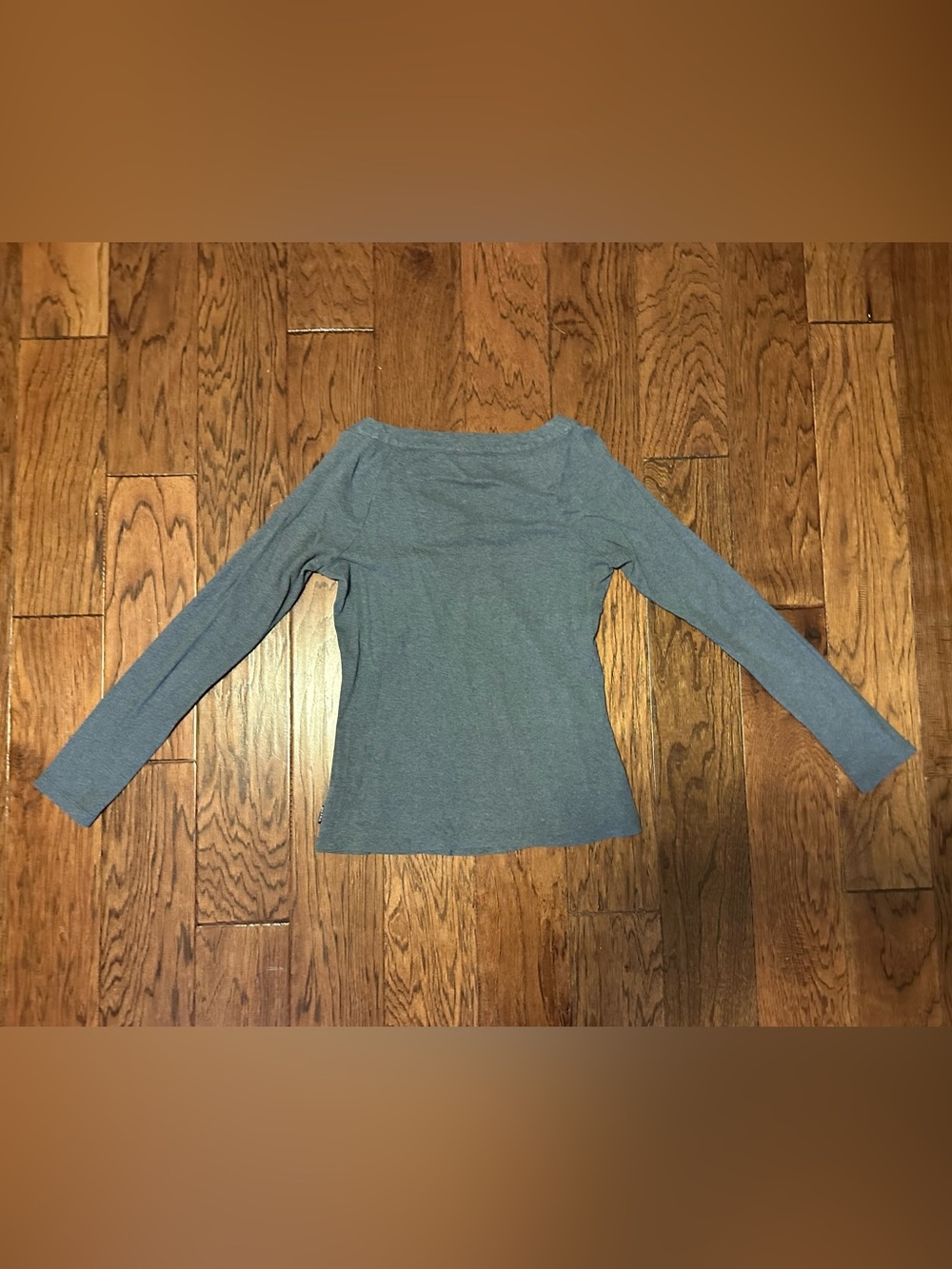 Casual long sleeve top - Picture 2 of 3